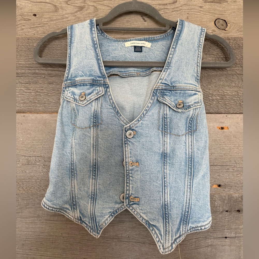American Eagle Outfitters Light Blue Denim Vest